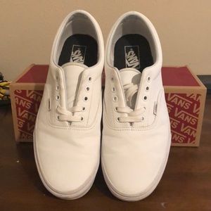 Men’s White Vans